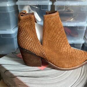 Free people Women's Tan Ankle Boots